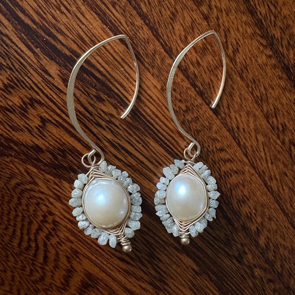 Beautiful Pearl and Raw Diamond Dangle Earrings